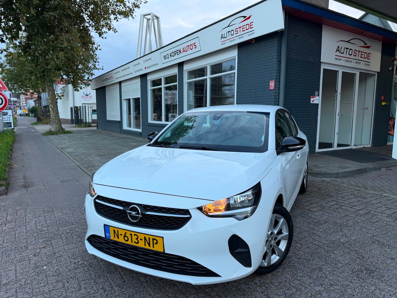 Opel Corsa - 1.2 Edition|NAP|CARPLAY|APK|DISTRIBUTIE VV - AutoWereld.nl