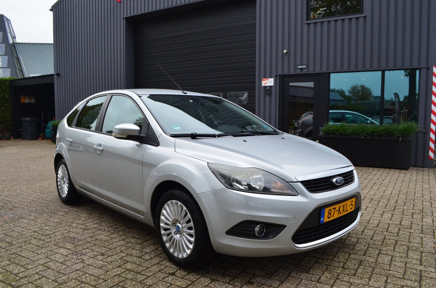 Ford Focus - 1.8 Limited | Dealer onderhouden | Keyless | Cruise - AutoWereld.nl