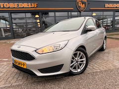 Ford Focus - 1.0 Titanium Edition | PDC | ClimateControl | Cruise | Nw Type |