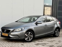 Volvo V40 - 2.0 D3 Summum