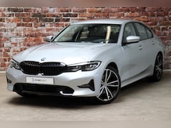 BMW 3-serie - Sedan 320i Executive Sport Line Automaat / Live Cockpit Professional / M Sportstuurwiel /