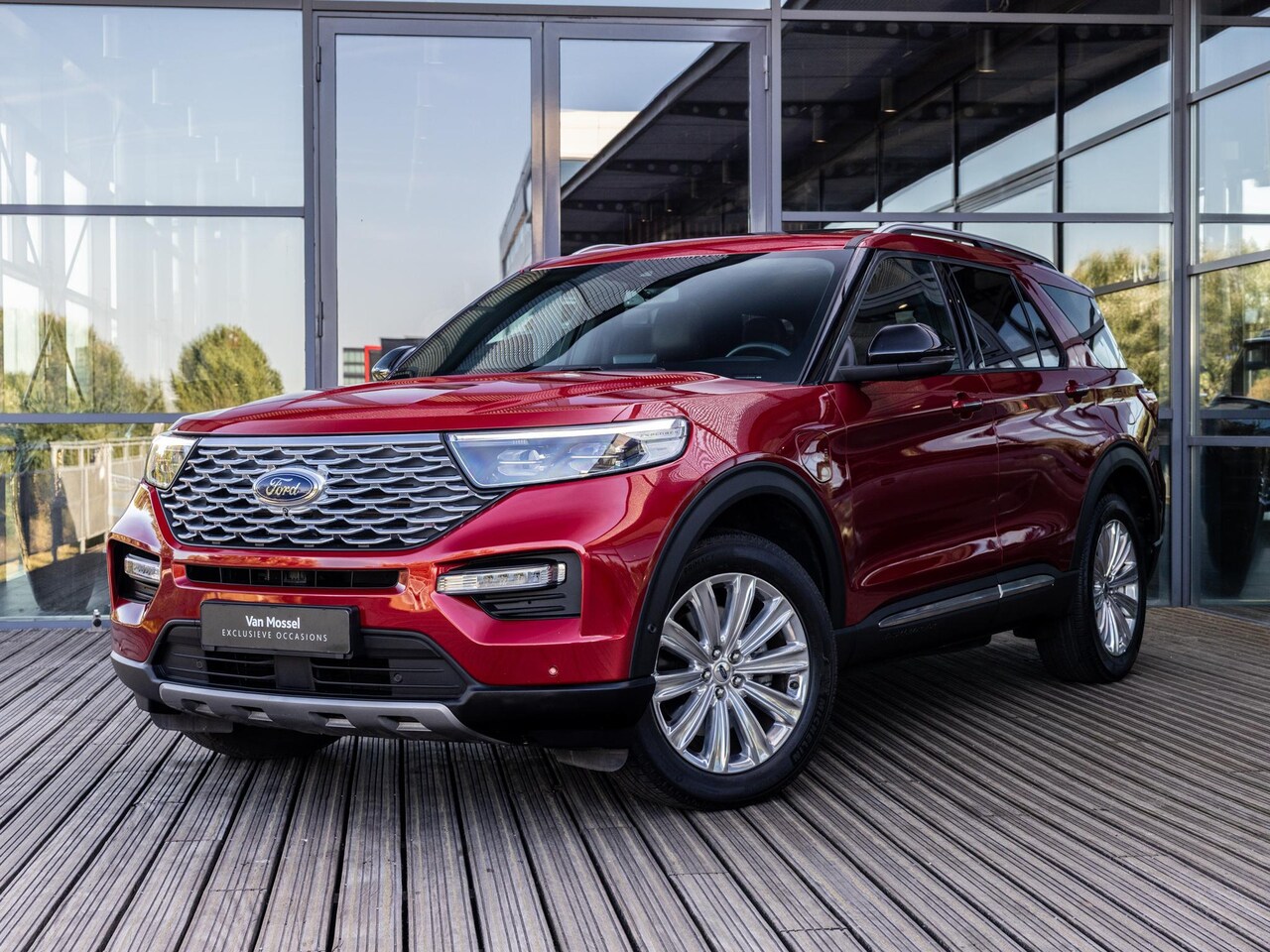 Ford Explorer - 3.0 V6 ECOBOOST | PHEV | PLATINUM | 7-ZITTER | PANORAMA/SCHUIF-KANTELDAK | B&O | ADAPTIVE - AutoWereld.nl