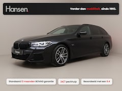 BMW 5-serie Touring - 530e xDrive M-Sport I Shadowline I Leder I 360 Camera I Luchtvering achter