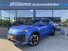 Volkswagen T-Roc - 1.5 eTsi R- Line First Edition Winterpakket, Elektrische Achterklep & Camera