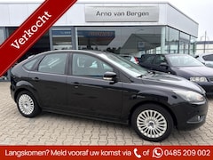 Ford Focus - 1.6 Titanium, climatronic, cruisecontrol, pdc, trekhaak, zeer nette auto