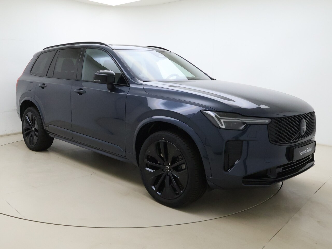 Volvo XC90 - T8 Plug-in hybrid AWD Ultra Black Ed. Exec. MY27 / Luchtvering / B&W audio / Geventileerd - AutoWereld.nl