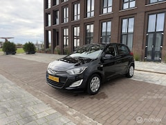 Hyundai i20 - 1.2i i-Catcher km166.734 Nap 5Deurs BJ2012