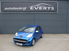 Peugeot 107 - 1.0-12V XS Apk 28-10-2027 Airco 92385 Km met afgestempelde boekjes compleet speciale uitvo