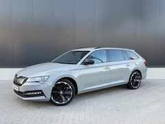 Skoda Superb Combi - 1.4 TSI iV Sportline - Navi - Memory Sportstoelen - Camera - Stoel-stuurverwarming - 19" L