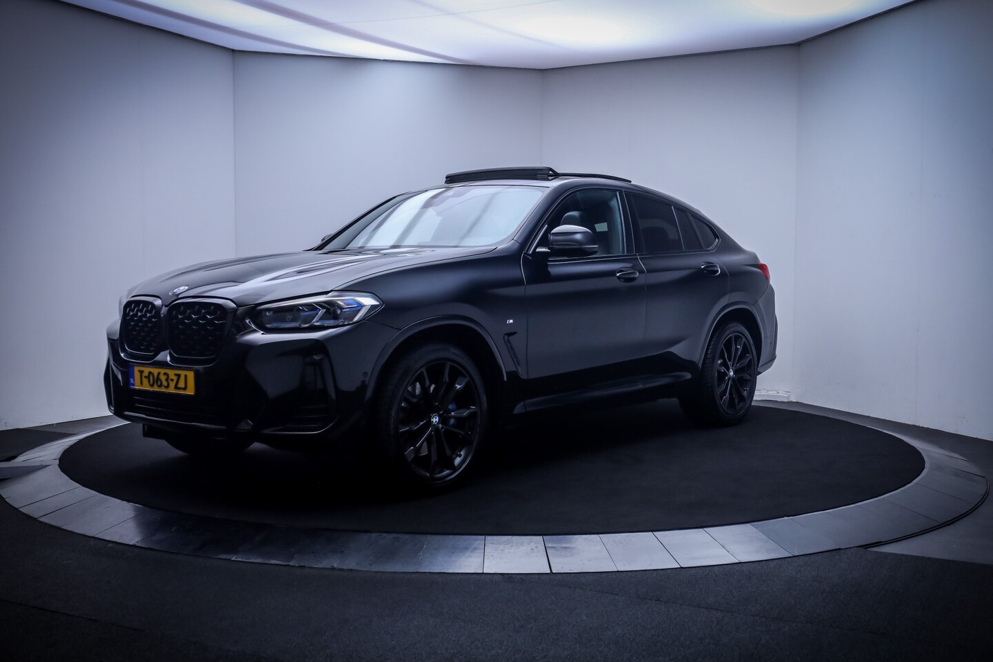 BMW X4 - 30iA Xdr High Executive PANO | HARMAN KARDON | LASER LED | CAMERA | CARPLAY | LEDER | NAVI - AutoWereld.nl