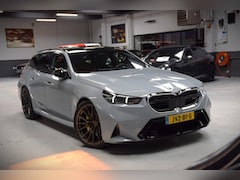 BMW 5-serie Touring - M5 Navi|Leder|22 Inch|GARANTIE|Nieuwstaat|Org.NL|1e Eig