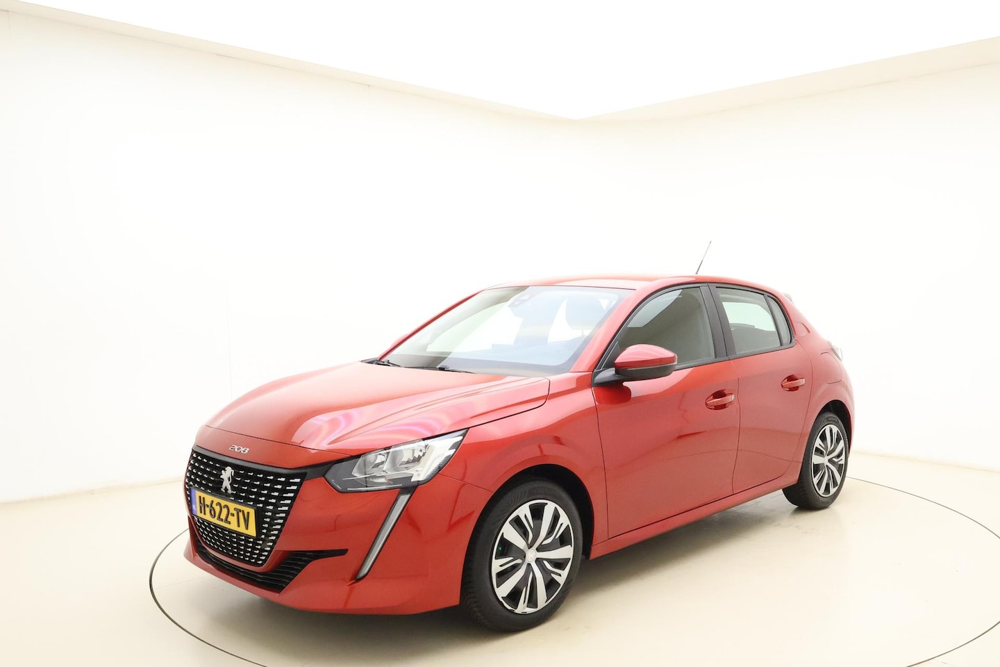 Peugeot 208 - 1.2 PureTech Active | Navigatie | Airco | Parkeersensoren | LED koplampen | Cruise control - AutoWereld.nl