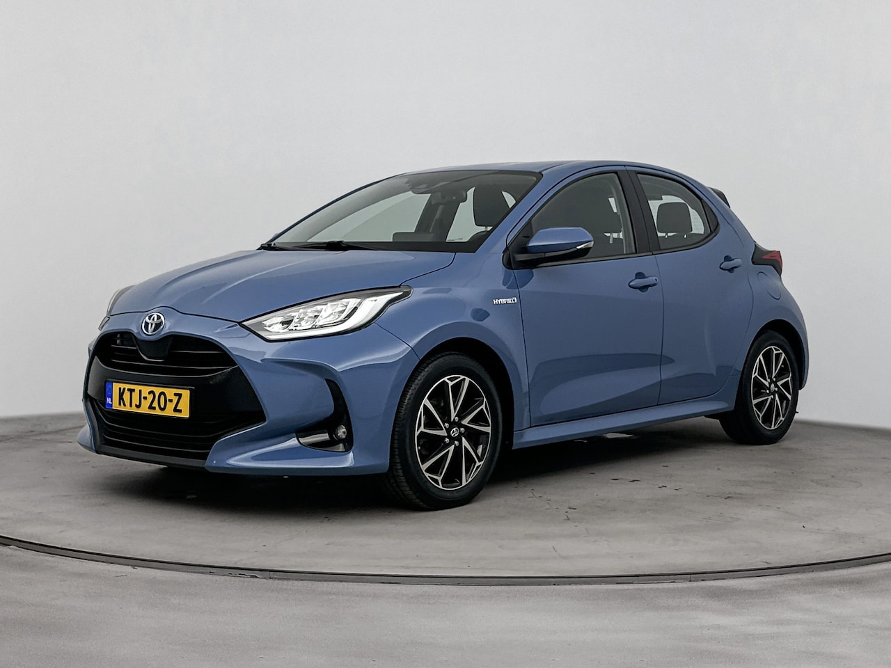 Toyota Yaris - 1.5 Hybrid 115 Dynamic Navi | Stoelverwarming | Automatisch Dimmende Binnenspiegel | Elekt - AutoWereld.nl