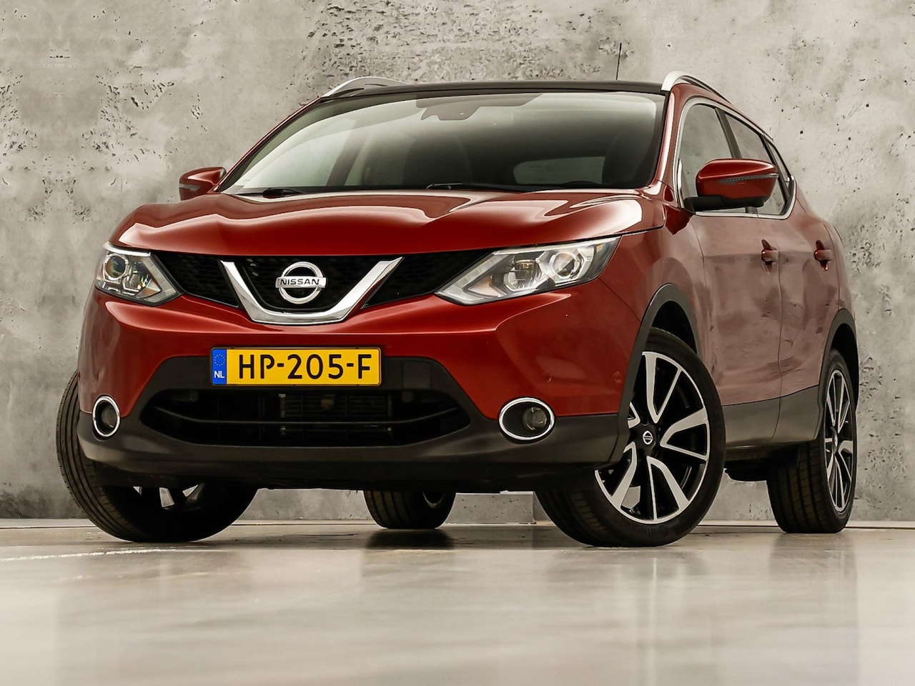 Nissan Qashqai - 1.2 Tekna Automaat (PANORAMADAK, NAVIGATIE, LOGISCH NAP, LEDER, 360 CAMERA, STOELVERWARMIN - AutoWereld.nl