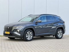 Hyundai Tucson - 1.6 T-GDI HEV Comfort | Trekhaak 1650 kg geremd | Navigatie | Stoelverwarming | Adaptieve
