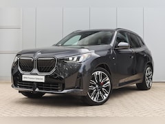 BMW X3 - 30e xDrive M Sport Automaat / Sportstoelen / Comfort Access / Adaptieve LED / Getint glas