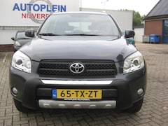 Toyota RAV4 - 2.0 VVTi Linea Sol mooie Youngtimer met navigatie en stoer reservewiel achterop