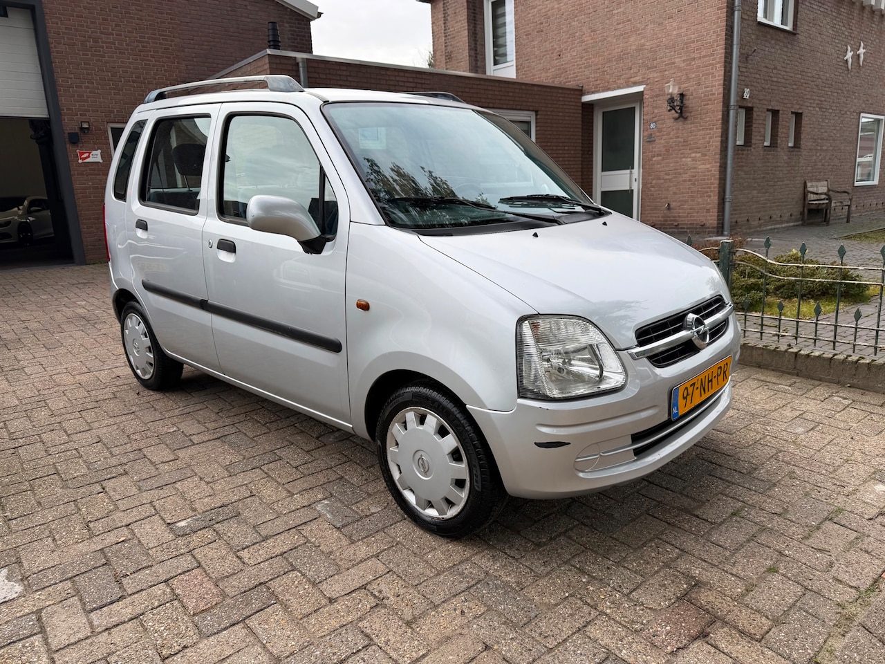 Opel Agila - 1.2-16V Color Edition 1.2-16V Color Edition - AutoWereld.nl