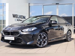 BMW 2-serie Gran Coupé - 220 M Sport Automaat / Sportstoelen / Adaptieve LED / Achteruitrijcamera / Comfort Access