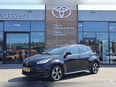 Toyota Yaris - HYBRID 115 FIRST EDITION STOEL/STUURVERW DRAADLOOS-LADEN APPLE/ANDROID KEYLESS CLIMA AD-CR
