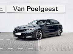 BMW 5-serie Touring - 530e xDrive M Sport | Trekhaak | Innovation Pack | Huisselectie