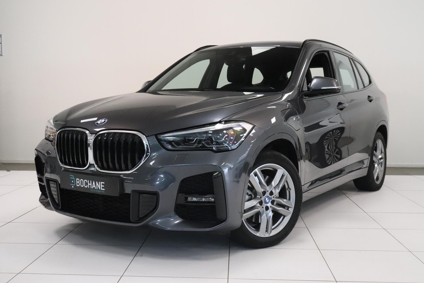 BMW X1 - xDrive25e Executive | M-Sport | Trekhaak| Navigatie | Parkeersensor | LED koplampen | Stoe - AutoWereld.nl
