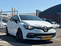 Renault Clio - 1.6 R.S. | NL-Auto | 200 PK | Automaat | Climate | 17 “ LMV | Keyless entry |