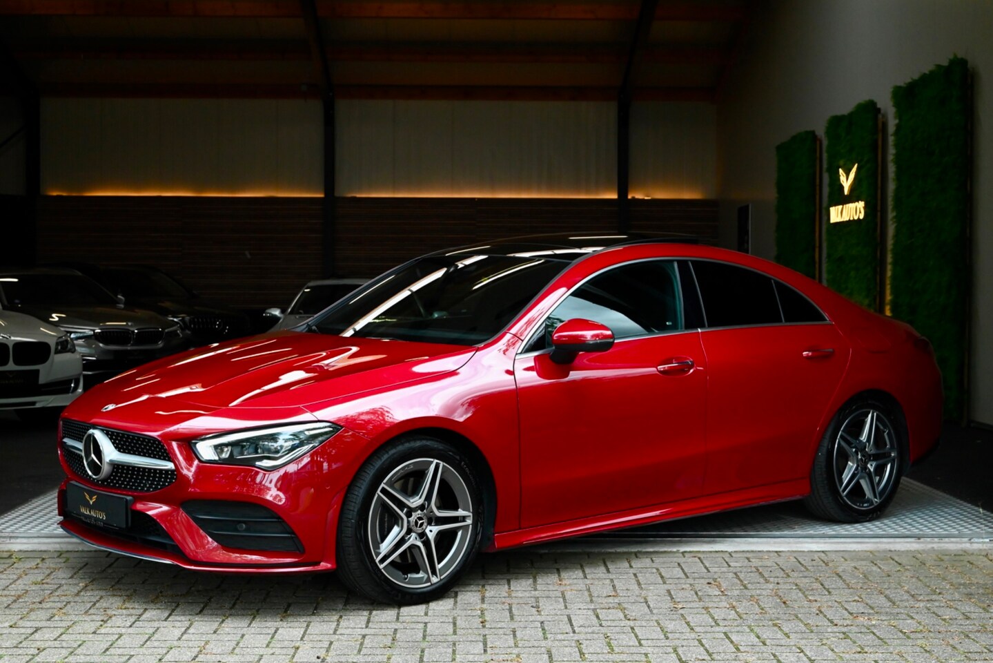 Mercedes-Benz CLA-Klasse - 200 4-Matic AMG Line - 360 Camera - Distronic - Keyless Entry - Memory - Multibeam - Panor - AutoWereld.nl