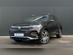 Volkswagen Tiguan - 1.5 eHybrid 204pk R-Line Edition | SOH: 100% | Trekhaak | Panoramadak | Adaptive Cruise |