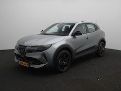 Alfa Romeo Junior - 1.2 Turbo Hybrid Ibrida | Parkeersensoren | Apple Carplay |