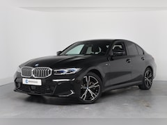 BMW 3-serie - 330e M Sport | Memory | Sportstoelen | LED | HUD | Cruise Adaptive | 360 Camera | Sfeerver