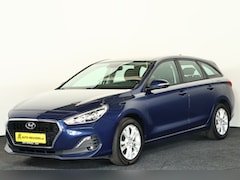 Hyundai i30 Wagon - 1.4 Navi / Cruisecontrol / PDC / CarPlay / Airco