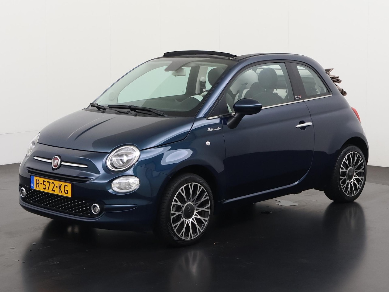 Fiat 500 C - 1.0 Hybrid Dolcevita | Apple/Android Carplay | Parkeersensor | Zondag Open! - AutoWereld.nl