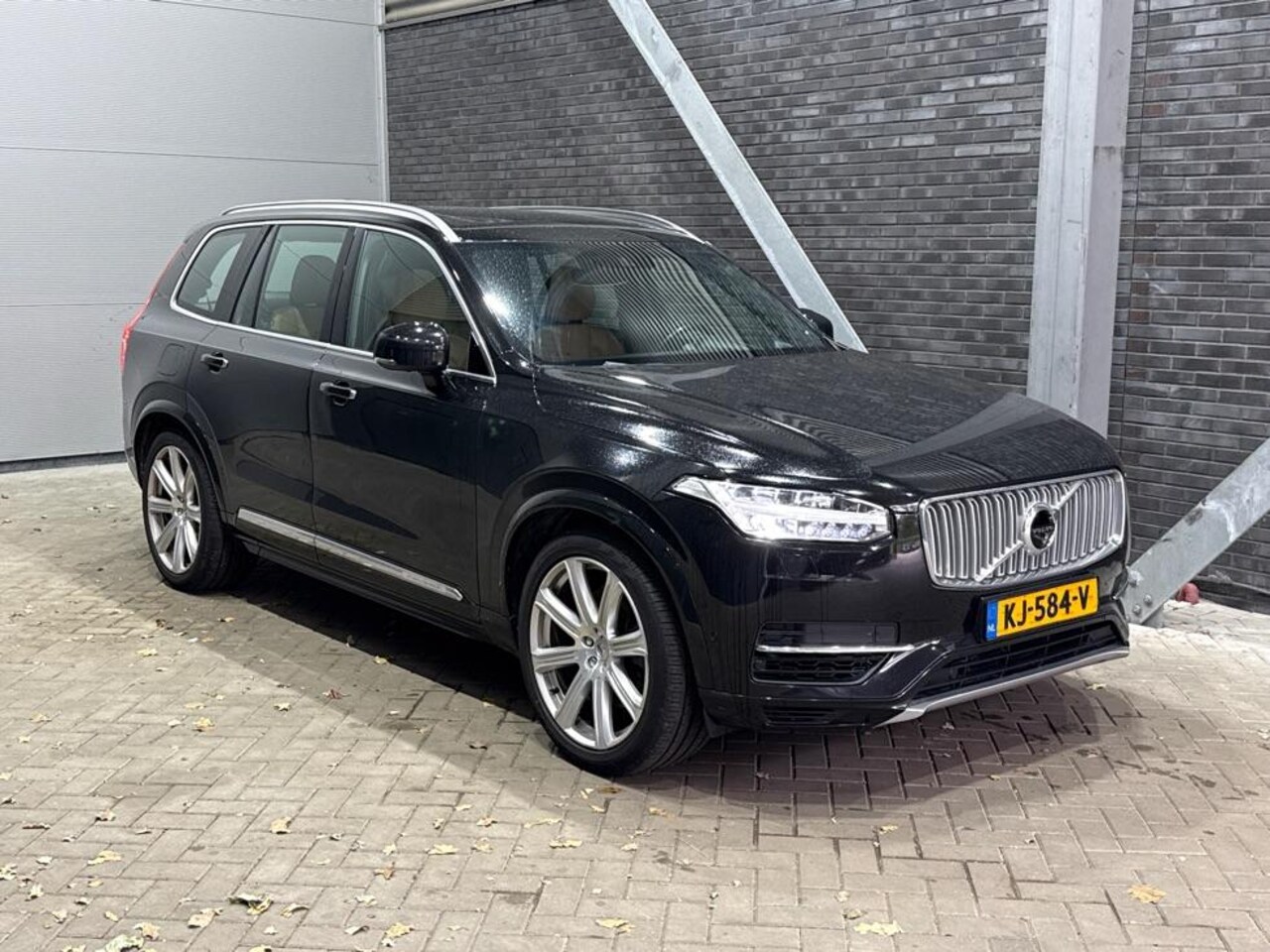 Volvo XC90 - T8 Twin Engine Inscription | Luchtvering | Bowers&Wilkins | Panoramadak | 360° Camera | Tr - AutoWereld.nl