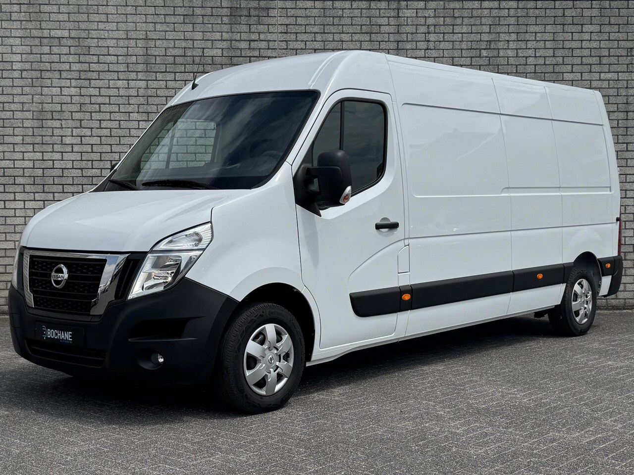 Nissan Interstar - 2.3 dCi L3H2 N-Connecta | Trekhaak | Navigatie | Achteruitrijcamera | Cruise Control | - AutoWereld.nl