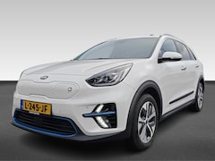 Kia e-Niro - ComfortLine 64 kWh | Apple Carplay/Android Auto | Autonomous Emergency Braking | Cruise co