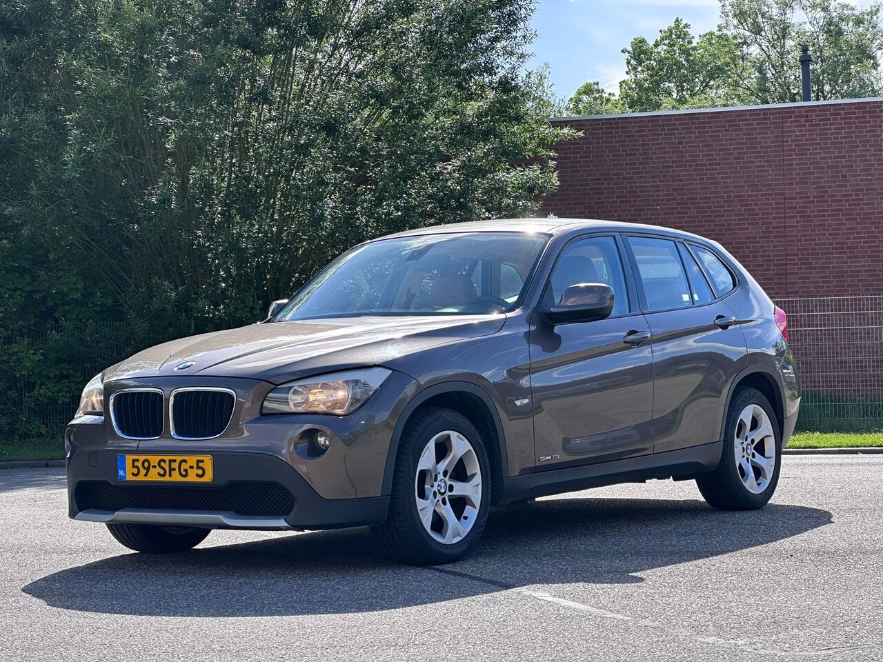 BMW X1 - SDrive18i Executive Automaat*Leder*Trekhaak*NAP*Navigatie*Cruise*Clima*Stoelverwarming*Dea - AutoWereld.nl