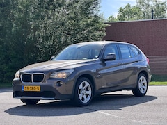 BMW X1 - SDrive18i Executive Automaat*Leder*Trekhaak*NAP*Navigatie*Cruise*Clima*Stoelverwarming*Dea
