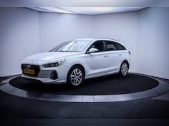 Hyundai i30 Wagon - 1.4 T-GDI Aut. PREMIUM CAMERA | CARPLAY | STUUR+STOELVERW | TREKHAAK | NAVI | DAB | PDC |