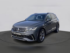 Volkswagen Tiguan - 1.5 TSI 150pk DSG R-Line | Panoramadak | Wekl. trekhaak | Acc | Navigatie