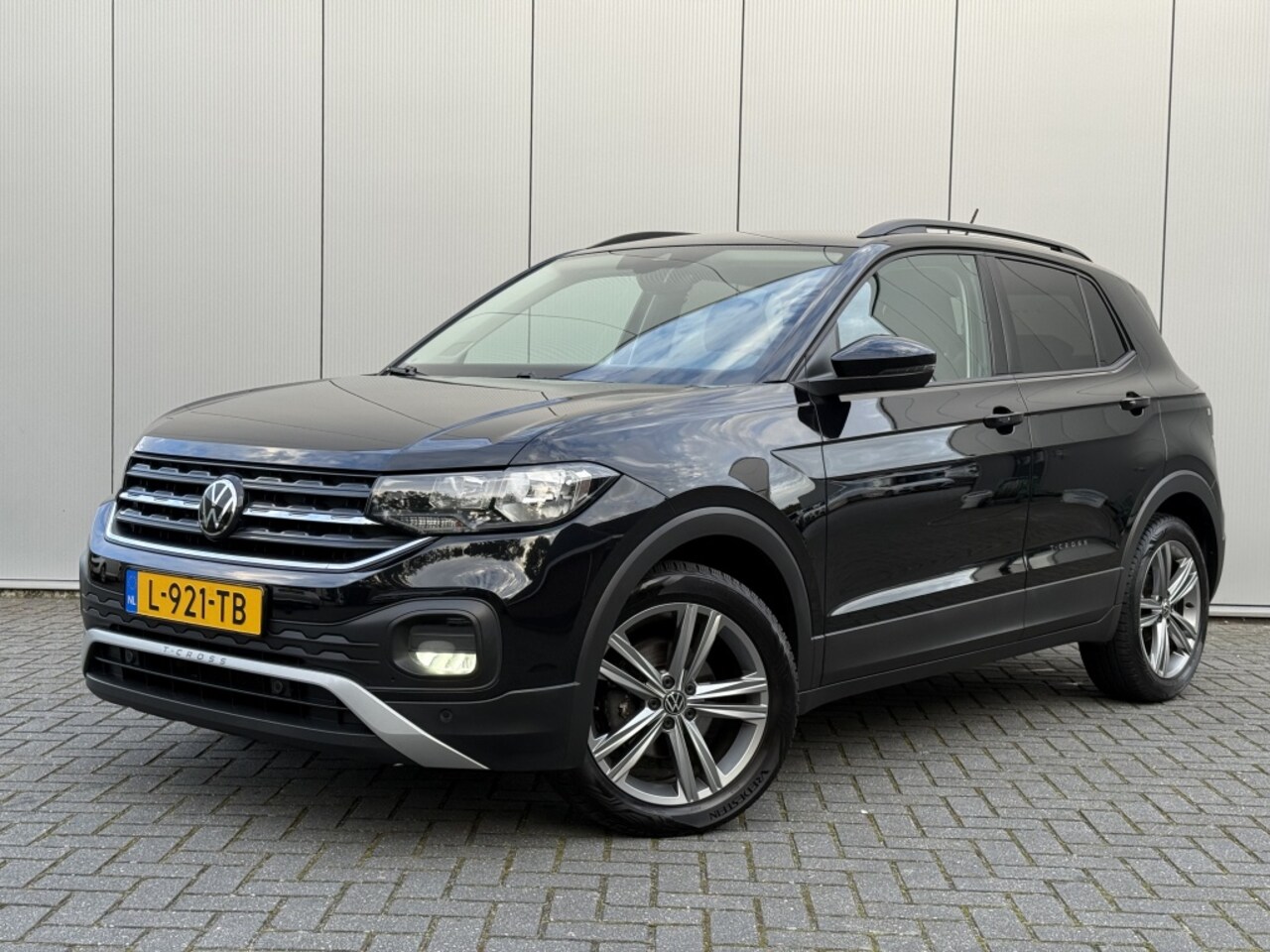 Volkswagen T-Cross - 1.5 TSI Style business Trekhaak Carplay Camera - AutoWereld.nl