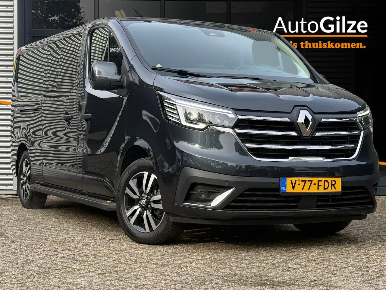 Renault Trafic - 2.0 Blue dCi EDC 170 T29 L2H1 Extra DC l Camera l Dubbele Cabine l Trekhaak l - AutoWereld.nl