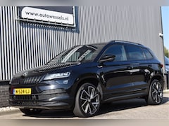 Skoda Karoq - 1.5 TSI ACT Sportline Business Stoel/stuurverwarming, Adaptive cruise, Camera, Trekhaak