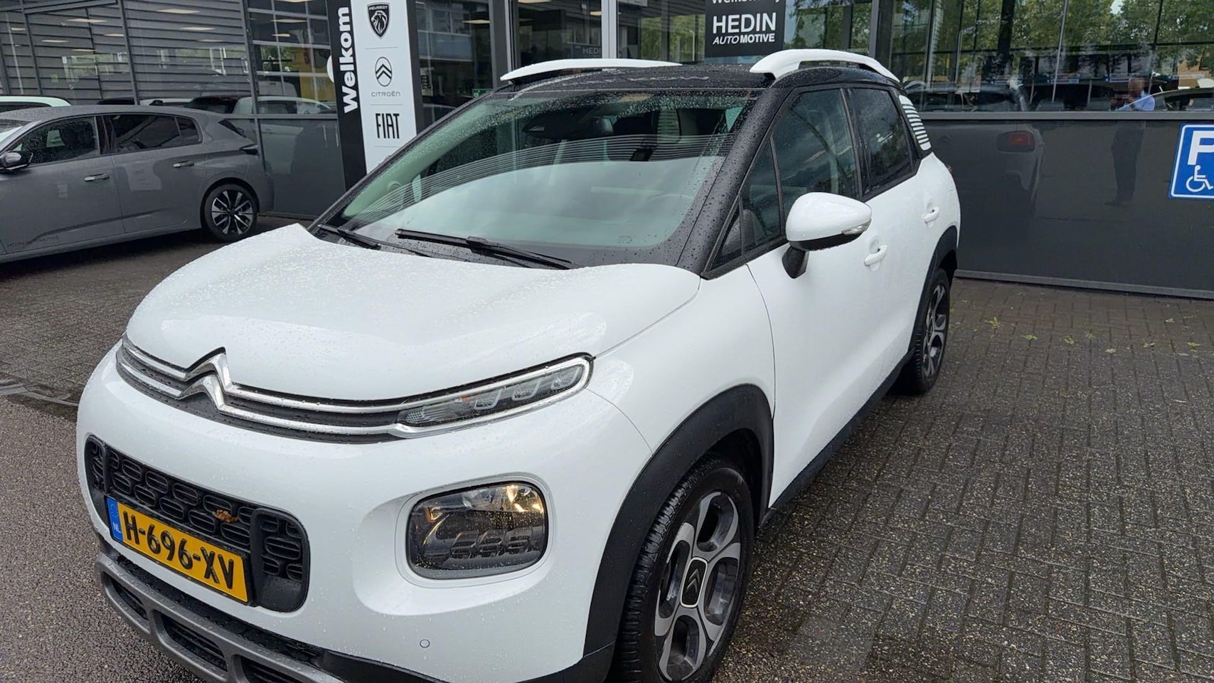 Citroën C3 Aircross - 1.2 PureTech S&S Shine 1.2 PureTech S&S Shine - AutoWereld.nl