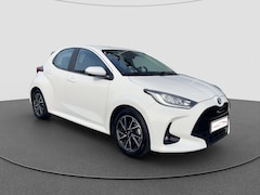 Toyota Yaris - 1.5 Hybrid First Edition Keyless start | LMV | Navi