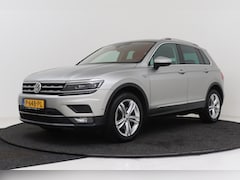 Volkswagen Tiguan - 1.4 TSI Comfortline Business | Camera | Digital Cockpit | CarPlay | Blind Spot | Stuur-/St