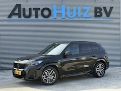 BMW X1 - sDrive20i M Sport Panoramadak Trekhaak Elek. Stoelverstelling Carplay Keyless Entry