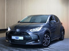 Toyota Yaris - 1.5 Hybrid Business Plus AUTOM CLIMA CAMERA CRUISE CARPLAY LANE STOELVW '23