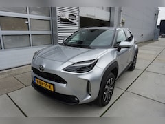 Toyota Yaris Cross - 1.5 Hybrid 130 Dynamic Comfort Pack |Navi|Carplay|PDC V+A|Dodehoek|Stoel en stuurverw.|Cam