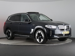 BMW iX3 - Executive 80 kWh Soh 99% (NL-Auto / Pano / Elek. trekhaak / Camera / ACC / Elek. stoelen +